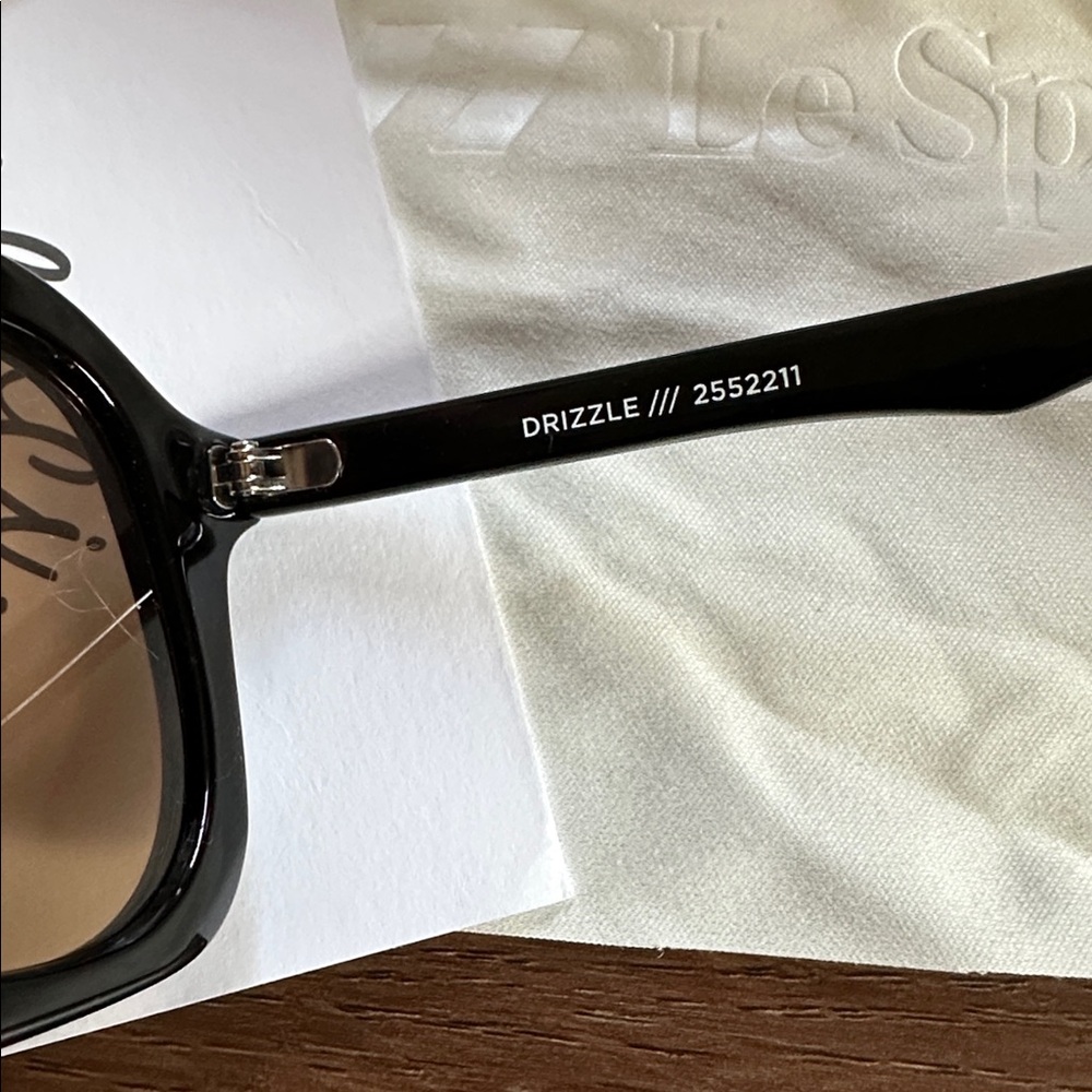 Le Specs Drizzle Black Light Brown Mono Sunglasses - Picture 7 of 12